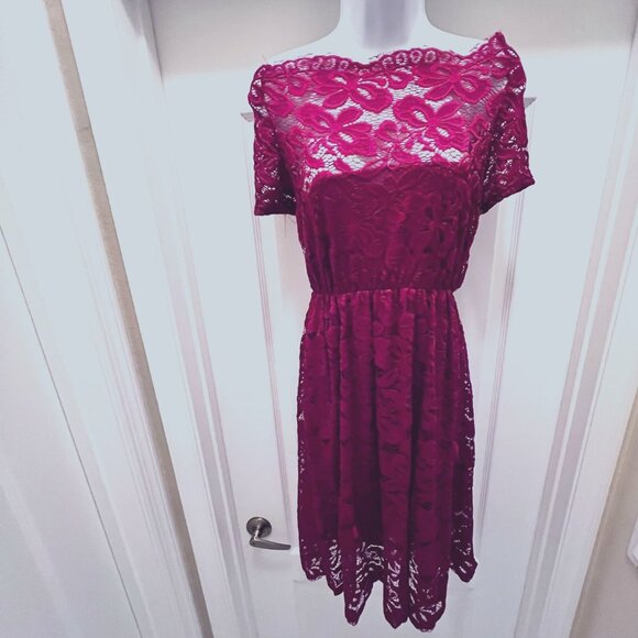 Lace Red/Maroon Off Shoulder Mini Dress-Size Large-Lined-Lightweight-Casual-NWOT - Picture 7 of 16